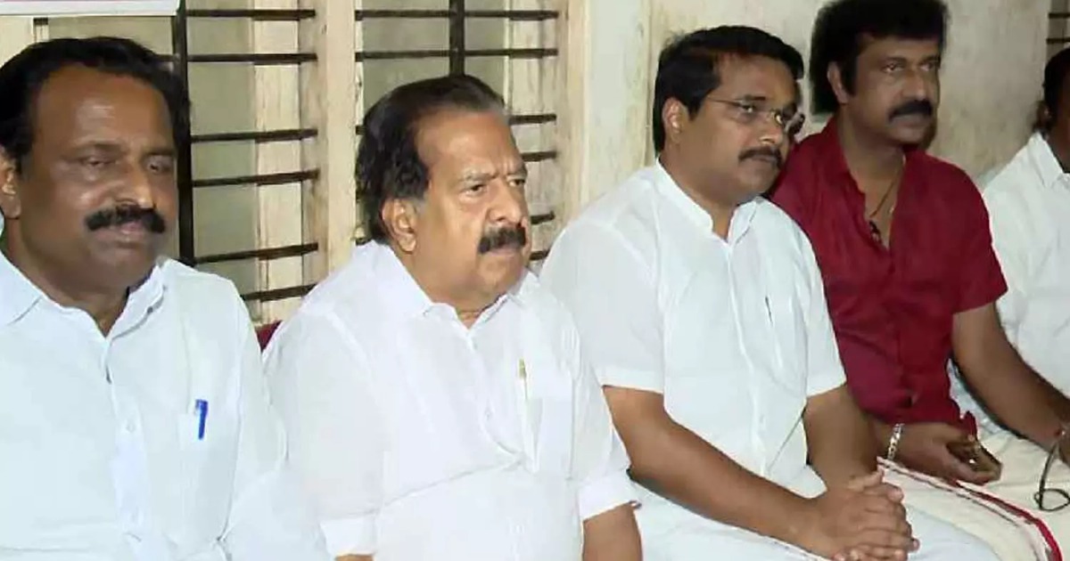 'ഇനിയൊരു ജീവൻ പോലും ഇവിടെ പൊലിയാൻ പാടില്ല, ശാശ്വത പരിഹാരമുണ്ടാകും'; മുതലപ്പൊഴി സന്ദർശിച്ച് ആഭ്യന്തര മന്ത്രിയും ഫിഷറീസ് മന്ത്രിയും