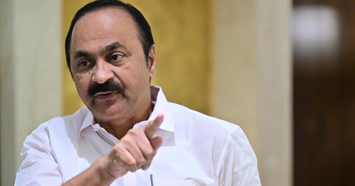 ‘പലരും വന്ന് ഫോട്ടോ എടുക്കും, അതിനെന്താ കുഴപ്പം?’: ലഹരി വിവാദത്തിൽ നിലപാട് വ്യക്തമാക്കി മുഖ്യമന്ത്രി