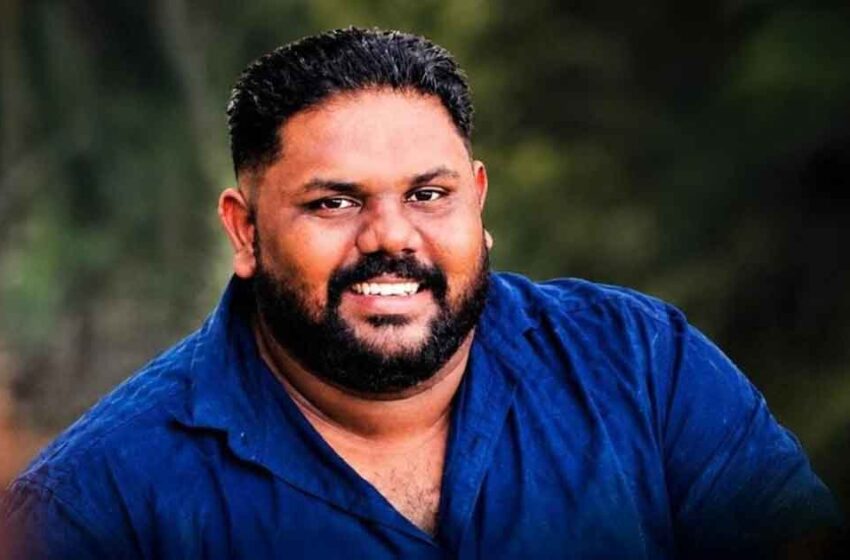  റോഡിൽ ചോരവാർന്ന് കിടന്നയാളെ രക്ഷിച്ച് ആശുപത്രിയിലെത്തിച്ചു; പിന്നാലെ കുഴഞ്ഞുവീണു മരിച്ച് ആംബുലൻസ് ഡ്രൈവർ | Kollam ambulance driver death