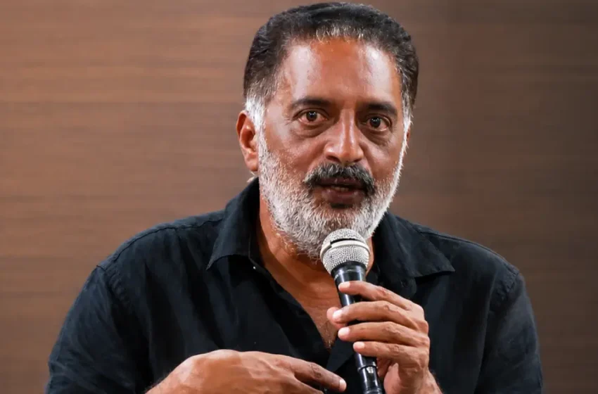  ‘ഓരോ പൗരന്റെയും അന്തസ്സിനായി പ്രതിഷേധത്തിൽ പങ്കെടുക്കണം’; വോട്ടർപട്ടിക പരിഷ്‌കരണത്തിനെതിരെ പ്രകാശ് രാജ്