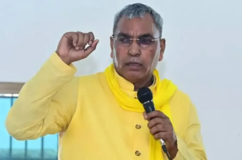  ‘ഉത്തർപ്രദേശ് നാലായി വിഭജിക്കും’; പ്രധാനമന്ത്രി ഉറപ്പുനല്‍കിയെന്ന് യുപി മന്ത്രി