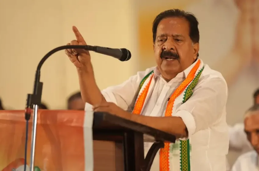  ‘തൂഫാനില്‍പെട്ടവര്‍ ഫോട്ടോ എടുക്കാന്‍ വരരുത്; മന്ത്രിമാര്‍ക്കൊപ്പം ഫോട്ടോ എടുത്തവരാണെങ്കിലും കുടുങ്ങും, ഒരു ഇളവുമുണ്ടാകില്ല’; ഓപ്പറേഷൻ തൂഫാൻ 2.0 പ്രഖ്യാപിച്ച് ചെന്നിത്തല
