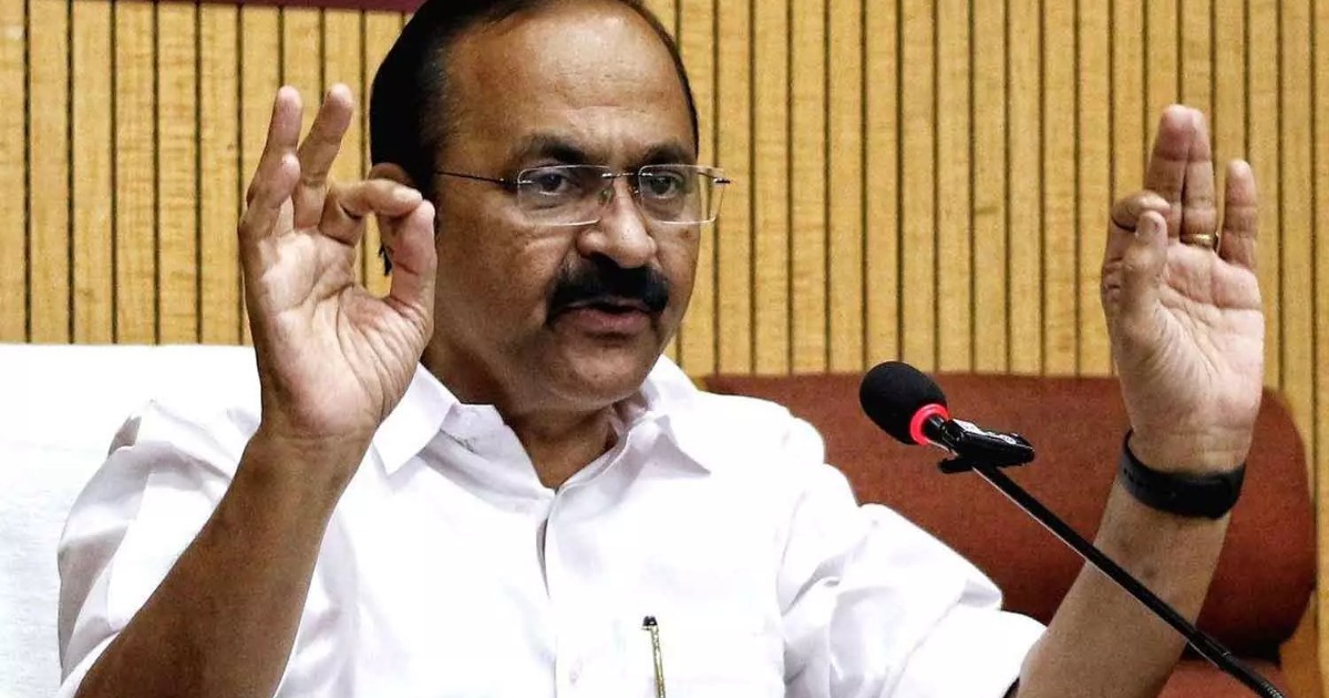 'നിർഭാഗ്യകരമായ അപകടം, ജീവൻ നഷ്ടപ്പെട്ടവരുടെ കുടുംബങ്ങൾക്ക് ആവശ്യമായ സഹായങ്ങൾ സർക്കാർ ചെയ്തുകൊടുക്കും': മുഖ്യമന്ത്രി