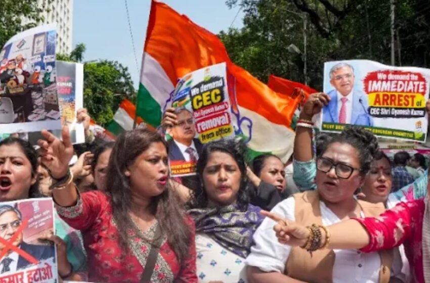  ‘തെരഞ്ഞെടുപ്പ് കമ്മീഷന്റെ നിഷ്പക്ഷത തകർന്നതിന് ഞങ്ങൾ സാക്ഷി; ഗ്യാനേഷ് കുമാർ രാജിവെക്കണം, എസ്ഐആർ റദ്ദാക്കണം’: മുൻ സിവിൽ സർവീസ് ഉദ്യോഗസ്ഥരുടെ കൂട്ടായ്മ