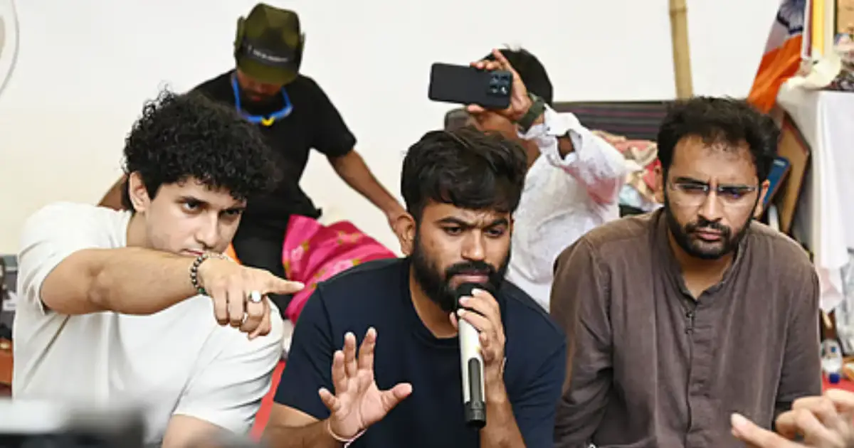  ‘സിജെപി ജാമിഅക്കൊപ്പം നിൽക്കും, സാഹിലിന്റെ കുടുംബത്തിനായി ശബ്ദിക്കും, ഭീമശങ്കറിന് വേണ്ടി നിലകൊള്ളും’; വിമർശനങ്ങൾക്ക് മറുപടിയുമായി അഭിജിത് ദീപ്കെ