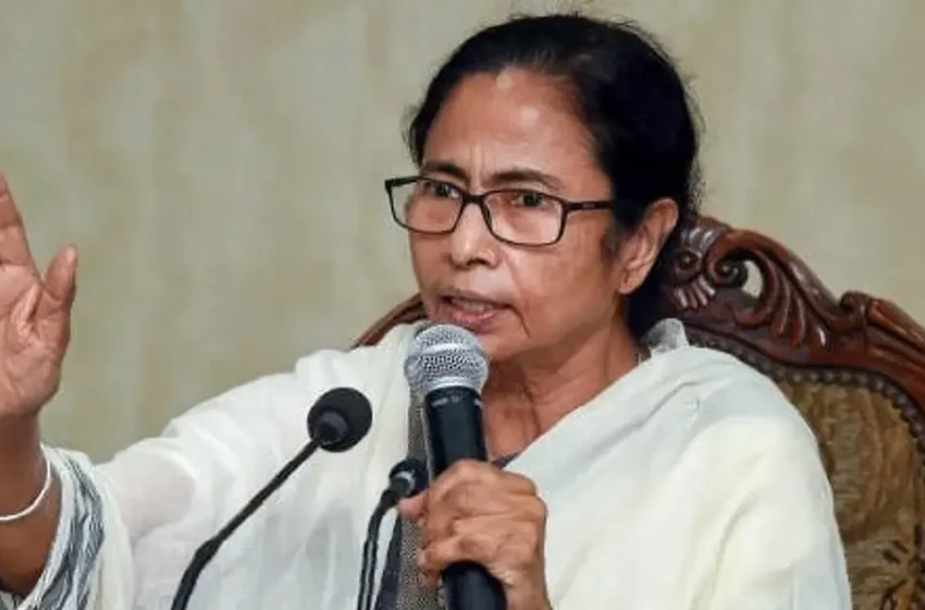  ‘ഇത് ഭരണകൂട ഭീകരതയും പോലീസ് സ്പോൺസേർഡ് നരനായാട്ടും, അധികകാലം തുടരാനാവില്ല’; സിജെപി നേതാക്കളുടെ തടങ്കലിൽ രൂക്ഷവിമർശനവുമായി മമത ബാനർജി