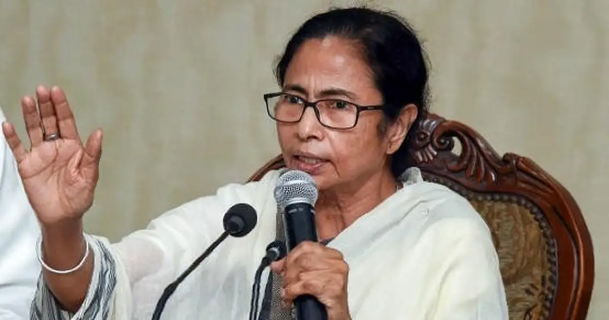 'ഇത് ഭരണകൂട ഭീകരതയും പോലീസ് സ്പോൺസേർഡ് നരനായാട്ടും,അധികകാലം തുടരാനാവില്ല'; സിജെപി നേതാക്കളുടെ തടങ്കലിൽ രൂക്ഷവിമർശനവുമായി മമത ബാനർജി