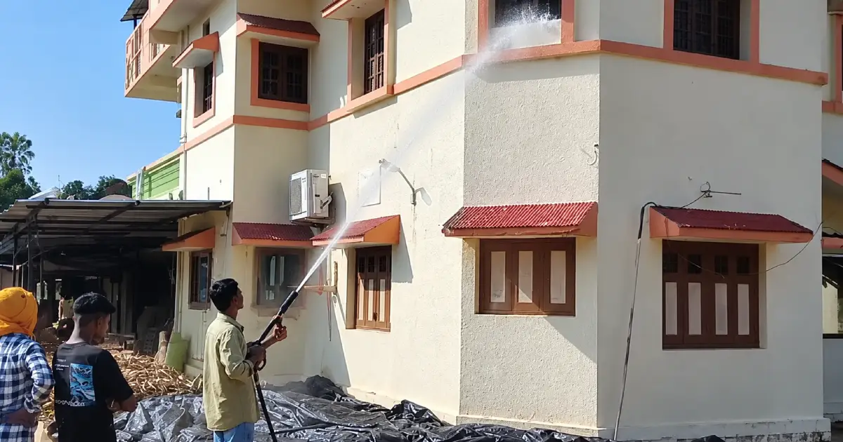 ബി.ജെ.പി എം.എൽ.എയുടെ വീട് കഴുകാൻ ഫയർഫോഴ്‌സ് വാഹനം; ദൃശ്യങ്ങൾ പുറത്തുവന്നതോടെ വൻ വിവാദം