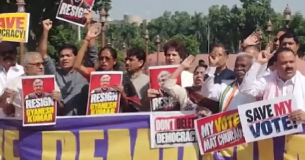  ഗ്യാനേഷ് കുമാറിൻ്റെ രാജി: ഡൽഹിയിൽ ഒറ്റക്കെട്ടായി ഇന്ത്യ സഖ്യത്തിന്റെ വൻ പ്രതിഷേധം; മാര്‍ച്ച് തടഞ്ഞ് പൊലീസ്