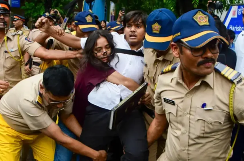  ‘ഞങ്ങളെ തല്ലിച്ചതച്ചു, സ്വകാര്യ ഭാഗങ്ങളിൽ മർദിച്ചു’; ഡൽഹി പോലീസിന്റെ കസ്റ്റഡി പീഡനത്തിനെതിരെ അഭിഭാഷകൻ