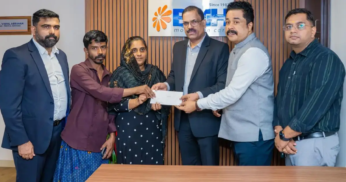  വാഹനാപകടത്തിൽ ഗുരുതരമായി പരിക്കേറ്റ യുവാവിന് തുണയായി എം.എ. യൂസഫലി; 10 ലക്ഷം രൂപയുടെ ചികിത്സാ സഹായം കൈമാറി