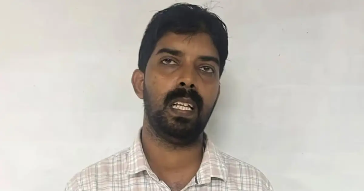  പിടിക്കപ്പെടുമെന്ന് ഉറപ്പായപ്പോൾ കൈക്കൂലിപ്പണം ക്ലോസറ്റിലിട്ട് ഫ്ലഷ് ചെയ്തു; പൈപ്പ് പൊളിച്ച് തൊണ്ടിമുതൽ കണ്ടെടുത്ത് വിജിലൻസ്; ഹെൽത്ത് ഇൻസ്പെക്ടർ പിടിയിൽ
