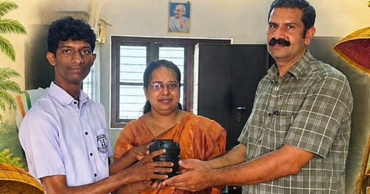  സഹപാഠികളുടെ ഉച്ചഭക്ഷണത്തിന് കുടുക്കയിലെ സമ്പാദ്യം; മാതൃകയായി പ്ലസ് ടു വിദ്യാർത്ഥി ദേവനന്ദ്