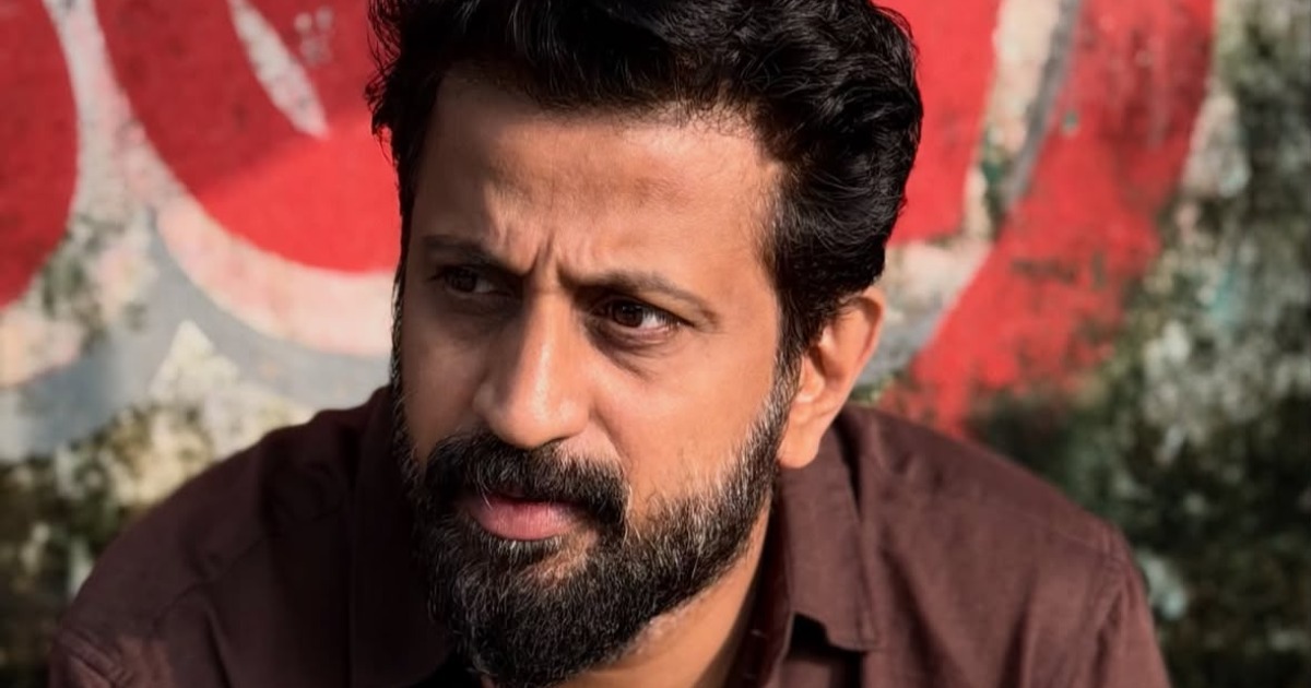 'അന്ധരാകാതിരിക്കുക; അന്ധമായ രാഷ്ട്രീയ ആരാധന രാജ്യത്തിന്റെ അടിത്തറ തകർത്തേക്കാം': ജന്തർമന്തർ സമരത്തിന് പിന്തുണയുമായി ജോബ് കുര്യൻ