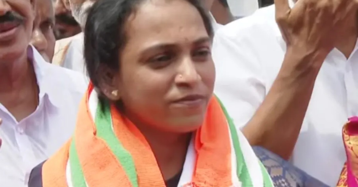  തൃശ്ശൂർ പാറളം പഞ്ചായത്തിൽ സിപിഐ പിന്തുണ; ബിജെപിക്ക് ഭരണം നഷ്ടമായി, കോൺഗ്രസ് അധികാരത്തിൽ