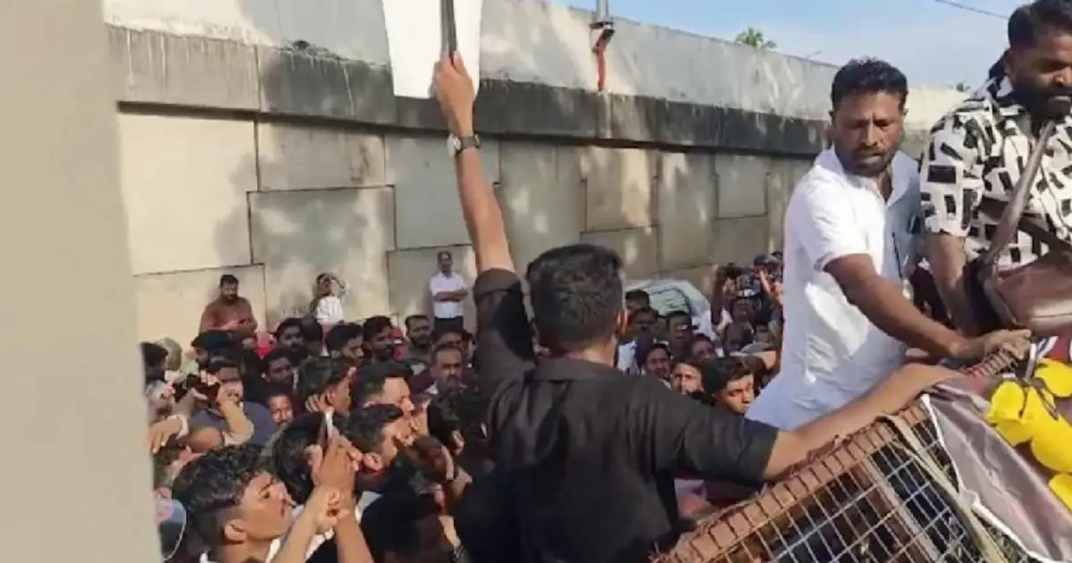  ജാമ്യം റദ്ദാക്കിയതിന് പിന്നാലെ ‘നെഞ്ചുവേദന’; പോക്സോ കേസ് പ്രതിയായ വ്യവസായ പ്രമുഖൻ ആശുപത്രിയിൽ നിന്ന് പൊലീസിനെ വെട്ടിച്ച് രക്ഷപ്പെട്ടു