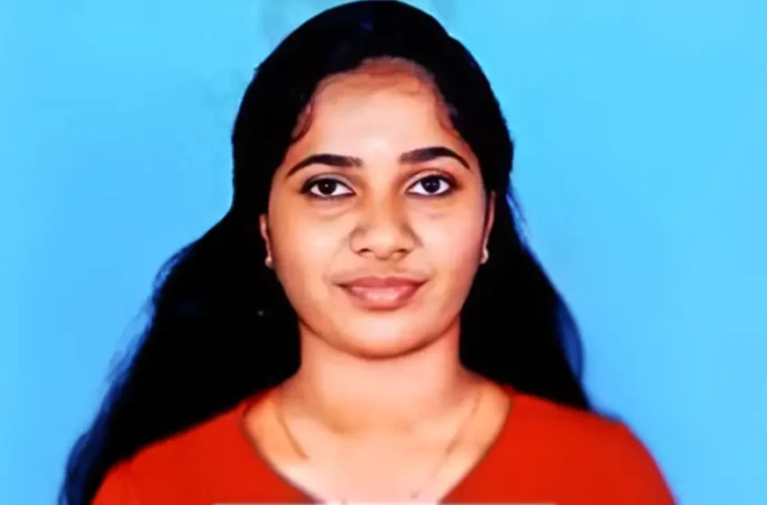  ‘ആദ്യം ലഭിച്ച 57 മാർക്ക് പുനർമൂല്യനിർണയത്തിൽ 80ൽ 80 ആയി’; ഫലം വൈകിയത് കാരണം കരിയർ നഷ്ടം; വിദ്യാർഥിനിക്ക് 4 ലക്ഷം രൂപ നഷ്ടപരിഹാരം നൽകാൻ കോടതി ഉത്തരവ്