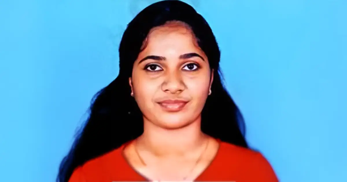  ‘ആദ്യം ലഭിച്ച 57 മാർക്ക് പുനർമൂല്യനിർണയത്തിൽ 80ൽ 80 ആയി’; ഫലം വൈകിയത് കാരണം കരിയർ നഷ്ടം; വിദ്യാർഥിനിക്ക് 4 ലക്ഷം രൂപ നഷ്ടപരിഹാരം നൽകാൻ കോടതി ഉത്തരവ്